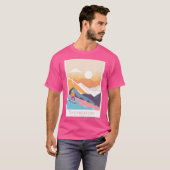  Minimal Retro Travel Poster als een gestileerde T-shirt (Voorkant volledig)