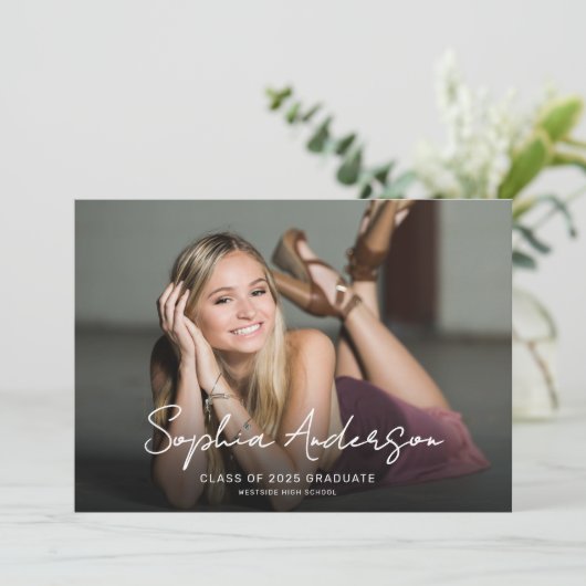 Minimal Script Afstudeerder Naam Graduation Party Kaart (Staand voorkant)