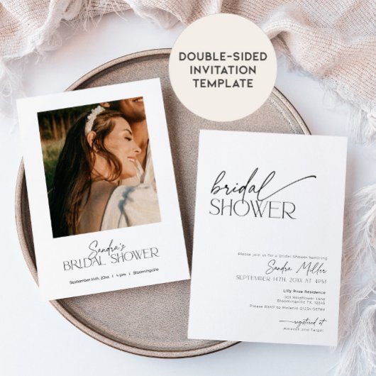 Minimal Script Black and White Bridal Shower Kaart