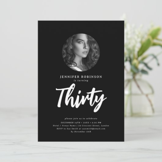 Minimal Script Photo 30th Birthday Zwart Kaart (Staand voorkant)