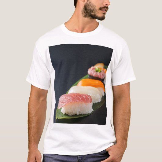 Minimal Sushi – Japanese tranquility and perfectio T-shirt (Voorkant)