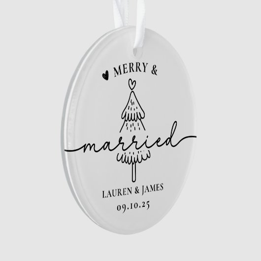 Minimal Tree Merry en Married Pas getrouwd Christm Ornament (voorkant)