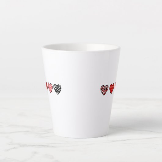 minimal valentine hearts / “cute love pattern” latte mok (Voorkant)