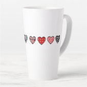 minimal valentine hearts / “cute love pattern” latte mok (Rechterhoek)