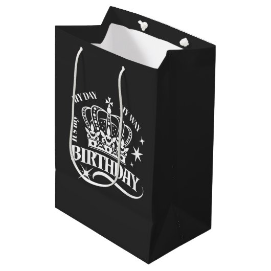 Minimal White Crown Birthday Typography Black Medium Cadeauzakje (Voorkant Gekanteld)