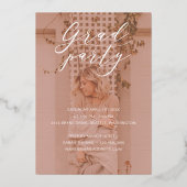 Minimale 2022 afstudeerfeest script roze overlay f folie uitnodiging (Achterkant)