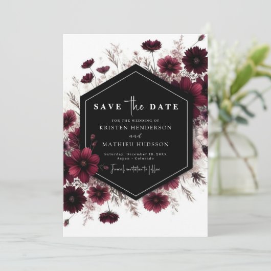 Minimale aangepaste Bourgogne bruiloft Save The Date (Staand voorkant)