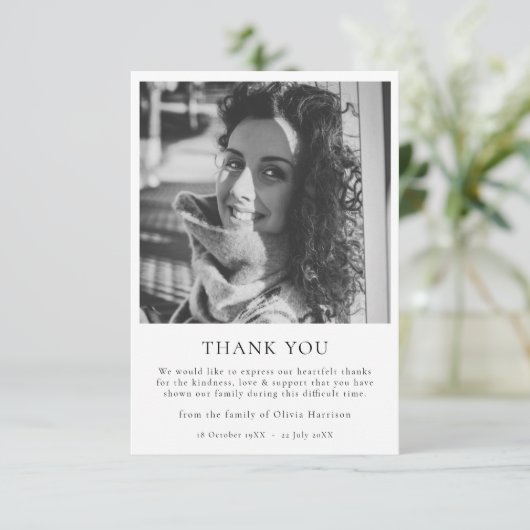 Minimale begrafenis | Moderne sympathie foto Bedankkaart (Staand voorkant)