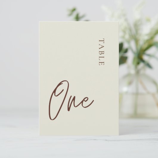 Minimale beige Tabel 1 Kaart (Staand voorkant)