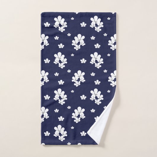 Minimale blauw blauw bloempatroon met weinig witte bad handdoek (Handdoek)