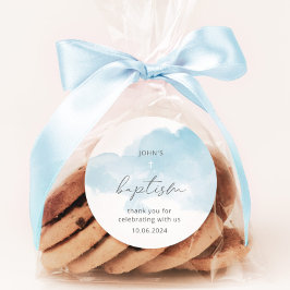 Minimale blauwe hemel jongen doop ronde sticker