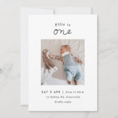 Minimale Blue Gingham Foto 1st Birthday Invite Kaart (Voorkant)