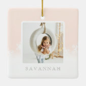 Minimale Blush Pink Ombre & Snowflake Twee foto Keramisch Ornament (Achterkant)