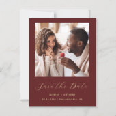 Minimale Bourgogne Red Gold-foto Bewaar de datum Magnetische Uitnodiging (Voorkant)