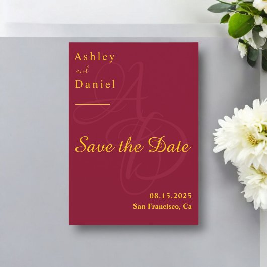Minimale Bourgondische en gouden monogram elegante Save The Date