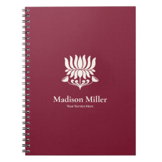 Minimale Burgundy Lotus Bloemige Yoga Welzijn Notitieboek