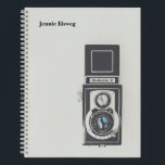 Minimale  cameramonitor op maat notitieboek<br><div class="desc">Minimalistische  camera-foto met Notitieboek Naam</div>