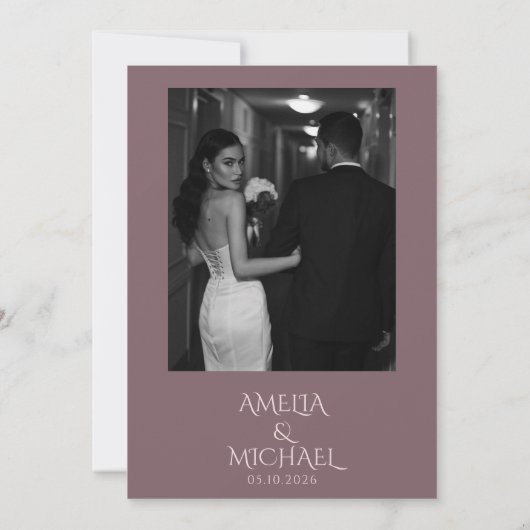 Minimale Chic Prune en Blush bruiloft uitnodiging (Achterkant)
