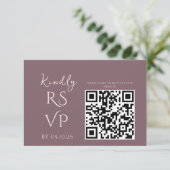 Minimale Chic Prune en Blush Trouw-RSVP RSVP Kaartje (Staand voorkant)