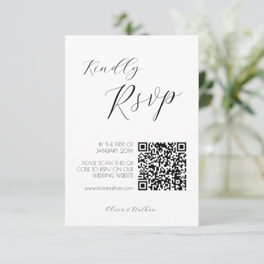 Minimale Chic Script Wedding Rsvp-kaart (Staand voorkant)