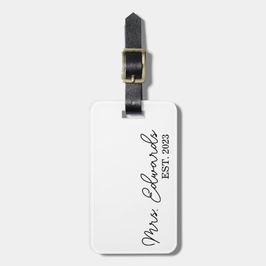 Minimale cursieve Mrs Custom Last Name Wedding Gif Bagagelabel (Voorkant verticaal)