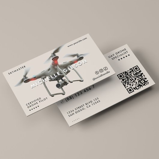 Minimale dronepiloot UAV-operator beige zand Visitekaartje