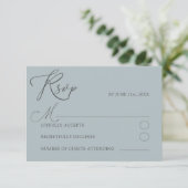 Minimale Dusty Blu RSVP Typografie Wedding Kaartje (Staand voorkant)