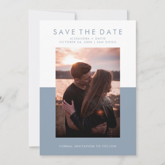 Minimale Dusty Blue en White Photo Save the Date (Voorkant)