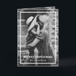 Minimale eenvoudige foto Elegant Kerstmis Feestdagen Kaart<br><div class="desc">Elegante foto kerstkaart met een minimalistisch en modern design met een eenvoudige rand en "vrolijk kerstfeest" over uw favoriete afbeelding. De binnenkant heeft een tweede afbeelding samen met uw persoonlijke boodschap in zwart-wit.</div>