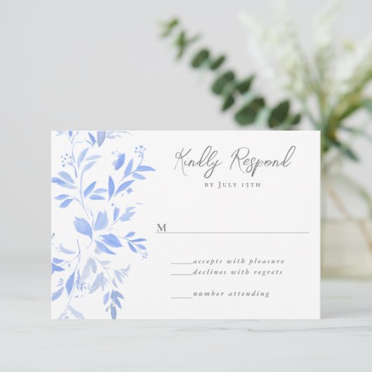 Minimale elegant blauw geschilderd porselein RSVP kaartje (Staand voorkant)