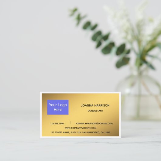 Minimale Elegant Shiny Gold Logo Edge-consultant Visitekaartje (Staand voorkant)