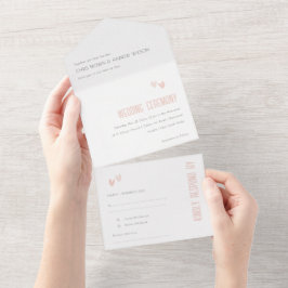 Minimale elegante pasta dusky roze hartenbruiloft all in one uitnodiging