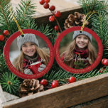 Minimale Elegante Twee Foto Collage Aandenken Rood Keramisch Ornament<br><div class="desc">Vier uw dierbare herinneringen met onze prachtige en elegante keramische fotoversiering. Deze uitstekende versiering stelt u in staat om deze te personaliseren met twee van uw favoriete foto's - één aan de voorzijde en één aan de achterzijde - waardoor een unieke en memorabele aandenken ontstaat. Elke foto is versierd met...</div>