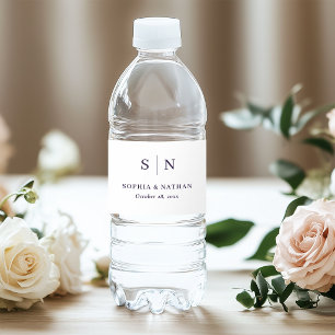 Minimale en chic witte en paarse monogram bruiloft waterfles etiket