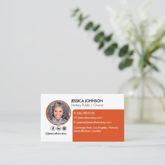 Minimale en moderne Oranje QR-code op vrijwillige  Visitekaartje (Staand voorkant)