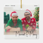 Minimale foto gehuwd en grof zwart LGBTQ-script Keramisch Ornament (Achterkant)