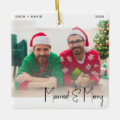 Minimale foto gehuwd en grof zwart LGBTQ-script Keramisch Ornament (Voorkant)