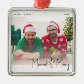 Minimale foto gehuwd en grof zwart LGBTQ-script Metalen Ornament (Voorkant)