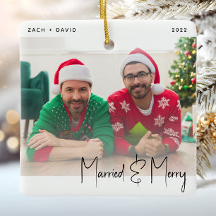 Minimale foto Getrouwd en vrolijk LGBTQ Zwarte scr Keramisch Ornament