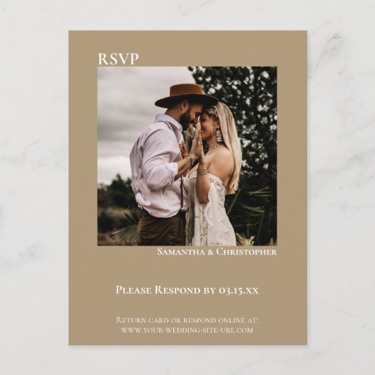 Minimale foto Modern Sandy Tan Wedding RSVP Briefkaart (Voorkant)