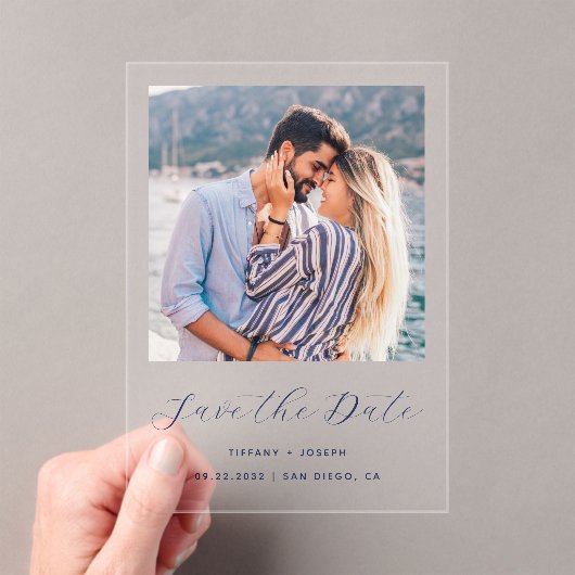 Minimale foto Navy Blue Script Bewaar de datum Acryl Uitnodigingen (Insitu (Draagbaar))