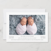 Minimale foto tweeling baby's Aankondiging Kaart (Voorkant)