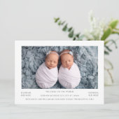 Minimale foto tweeling baby's Aankondiging Kaart (Staand voorkant)