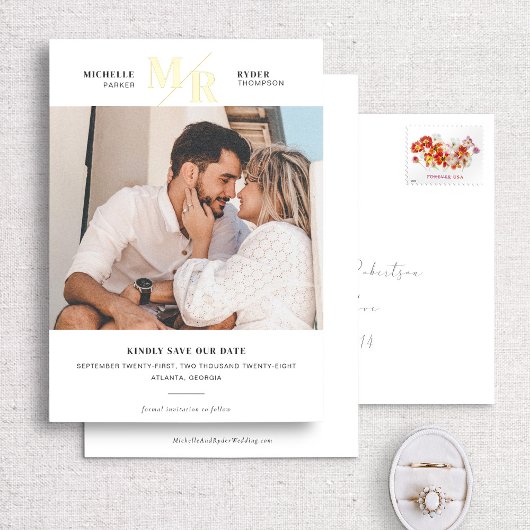 Minimale foto van folie Moderne Monogram Folie Uitnodiging