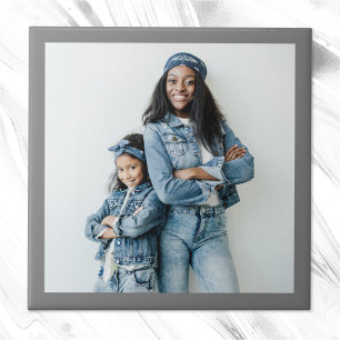 Minimale foto van moderne grijze rand tegeltje