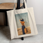 Minimale fotografie, volledige foto Eenvoudig Tote Bag<br><div class="desc">Een eenvoudige sjabloon voor aangepast fotoontwerp in een moderne minimalistische stijl die eenvoudig kan worden bijgewerkt met uw foto- en contactgegevens. Het perfecte fotografische ontwerp voor een fotograaf,  ontwerper of iedereen die op zoek is naar een fotoontwerp!</div>