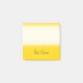 Minimale gele achtergrond met Midnight Blue naam Post-it® Notes (Voorkant)