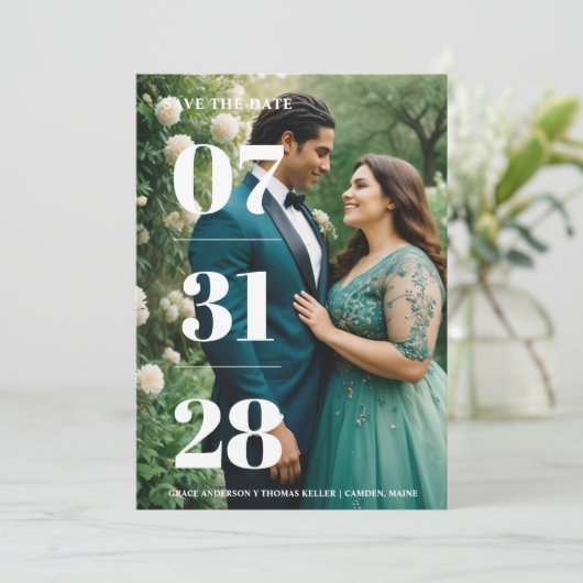 Minimale Geliefde Stijlvolle Grappige Trouwfoto Ka Save The Date (Staand voorkant)