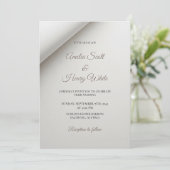 Minimale Gevouwen Schaduw Moderne Huwelijksuitnodi Kaart (Staand voorkant)