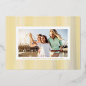 Minimale Gold Ppress Stripe kerstfoto Folie Feestdagenkaart (Voorkant)